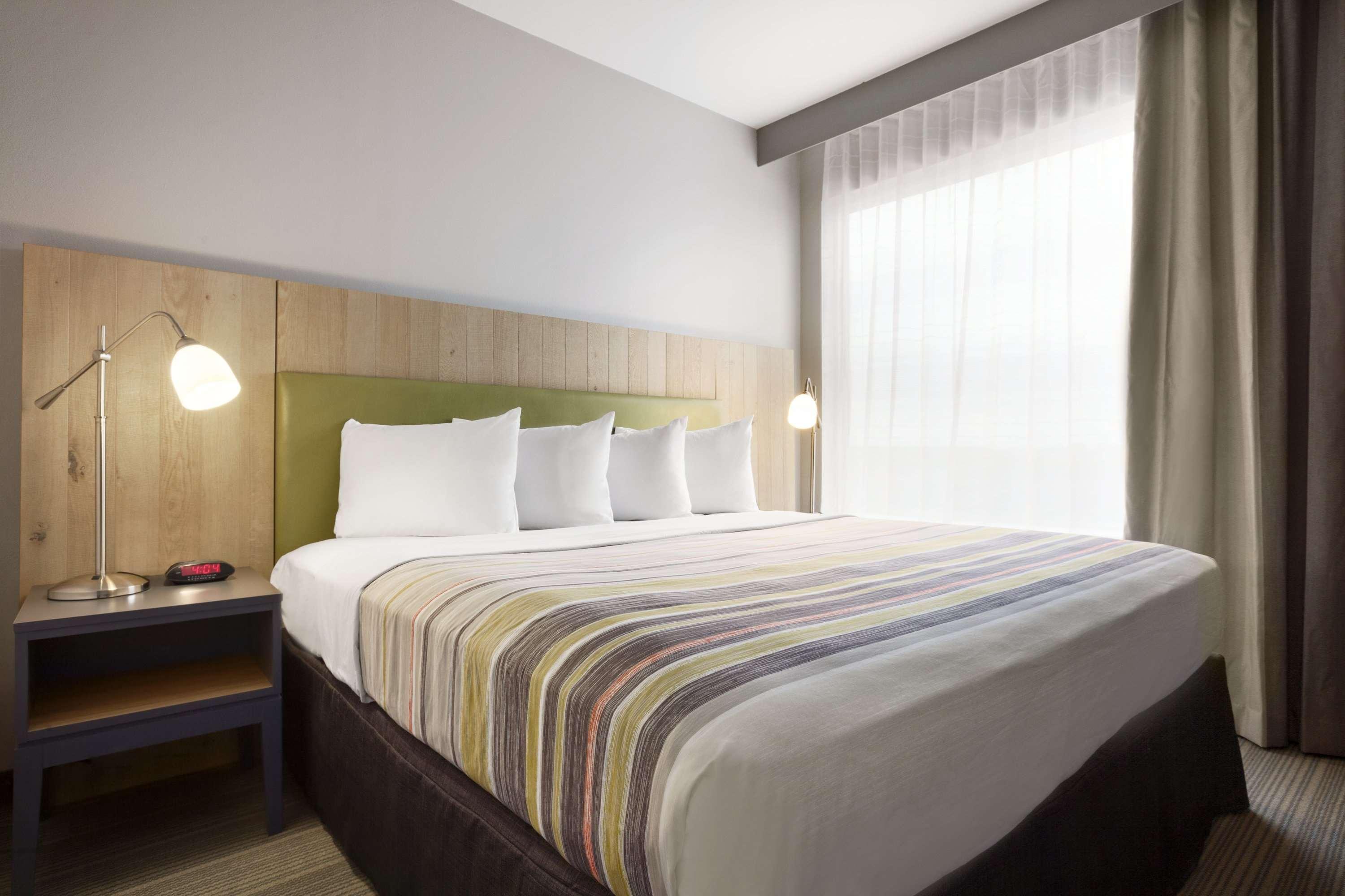Country Inn & Suites By Radisson Bismarck Waterpark Екстериор снимка