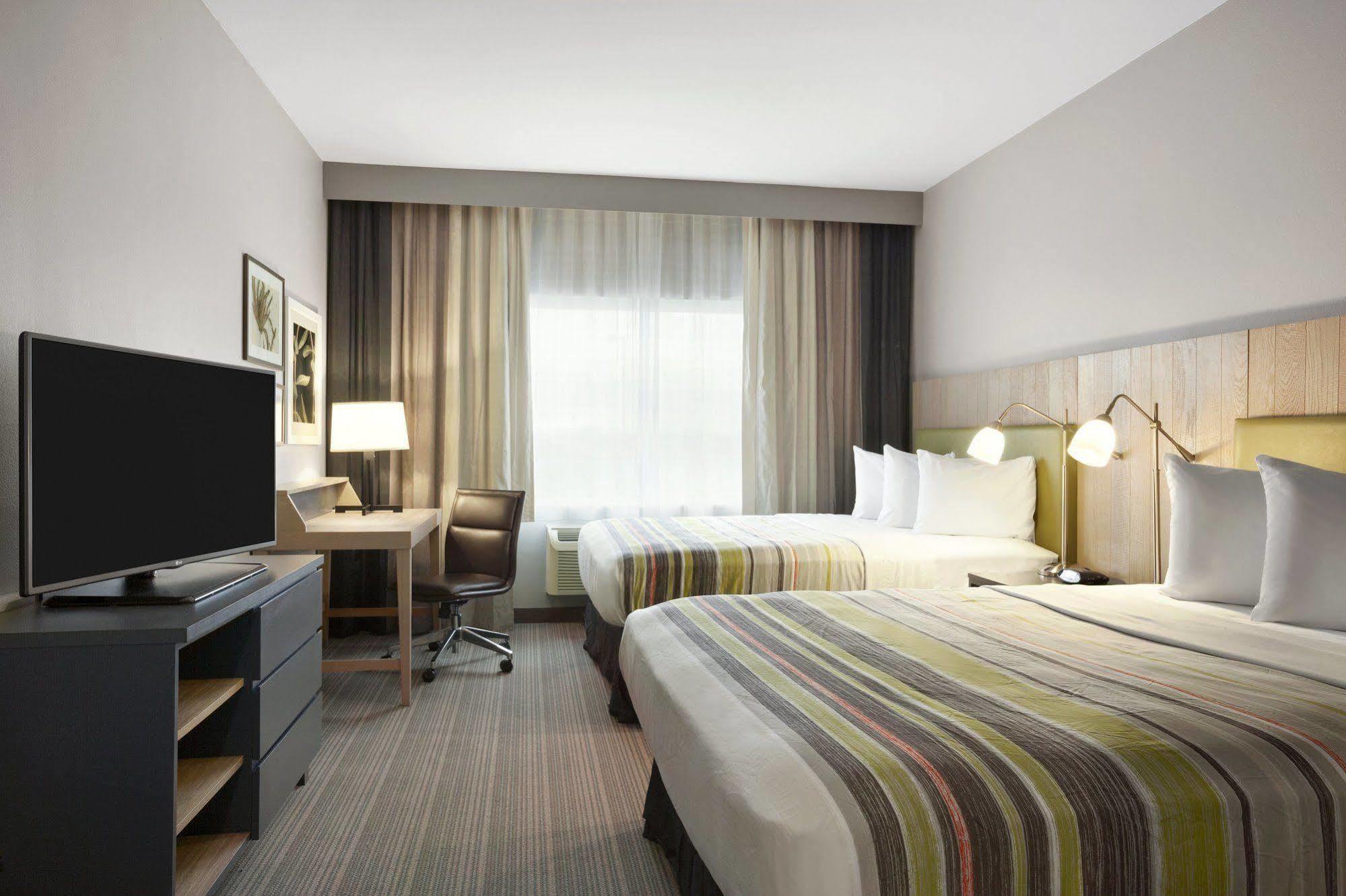 Country Inn & Suites By Radisson Bismarck Waterpark Екстериор снимка