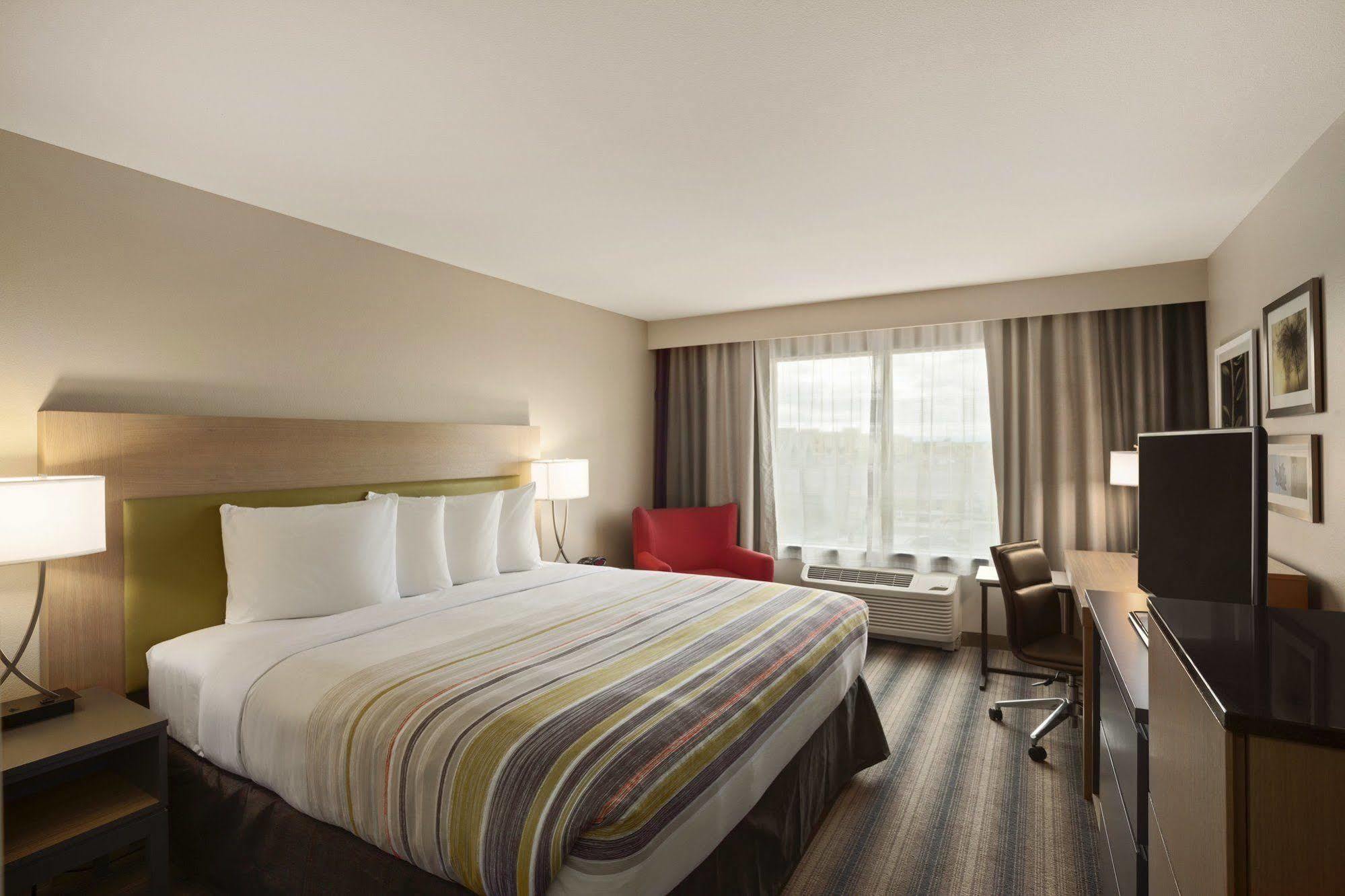 Country Inn & Suites By Radisson Bismarck Waterpark Екстериор снимка